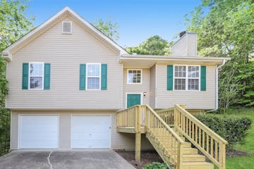 6756 SPRING HEAD DR FLOWERY BRANCH, GA 30542